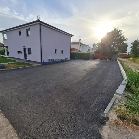Altomare Villa *