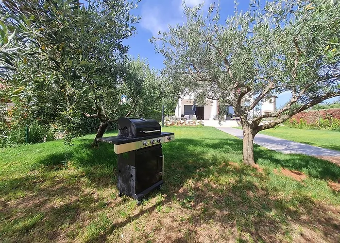 Altomare Villa *